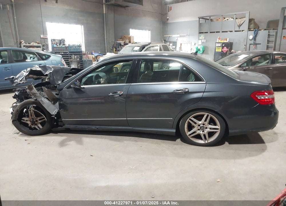 2013 MERCEDES-BENZ E 350 4MATIC VIN: WDDHF8JB8DA695818