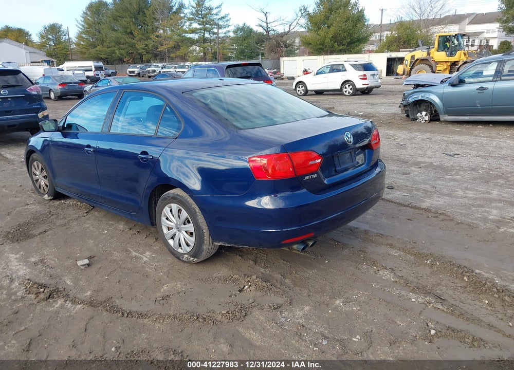 2013 VOLKSWAGEN JETTA 2.0L S VIN: 3VW2K7AJ6DM369299