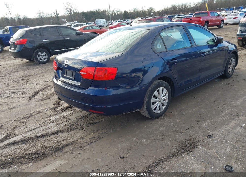 2013 VOLKSWAGEN JETTA 2.0L S VIN: 3VW2K7AJ6DM369299