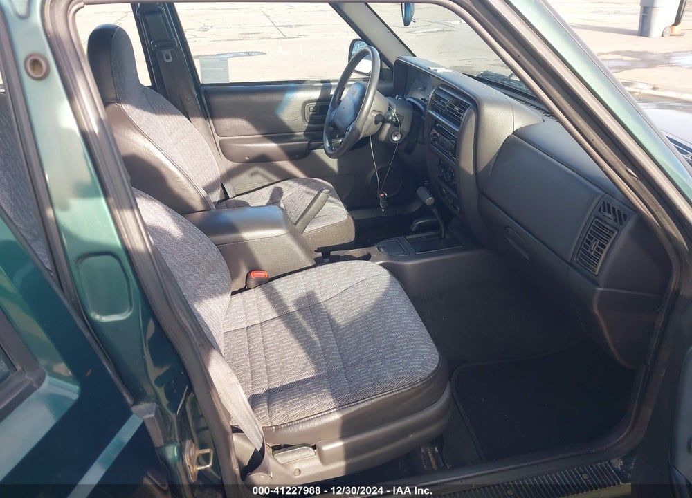 2001 JEEP CHEROKEE SPORT VIN: 1J4FF48S71L545354
