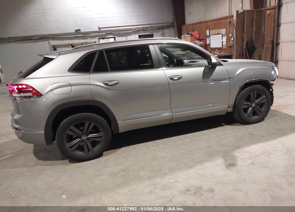 2021 VOLKSWAGEN ATLAS CROSS SPORT 3.6L V6 SE W/TECHNOLOGY R-LINE VIN: 1V2RE2CA4MC205543