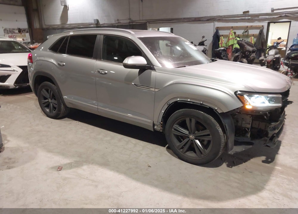 2021 VOLKSWAGEN ATLAS CROSS SPORT 3.6L V6 SE W/TECHNOLOGY R-LINE VIN: 1V2RE2CA4MC205543