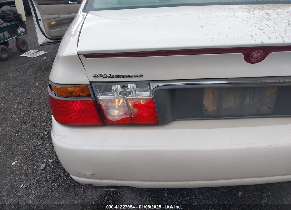 2001 CADILLAC SEVILLE STS VIN: 1G6KY549X1U194556