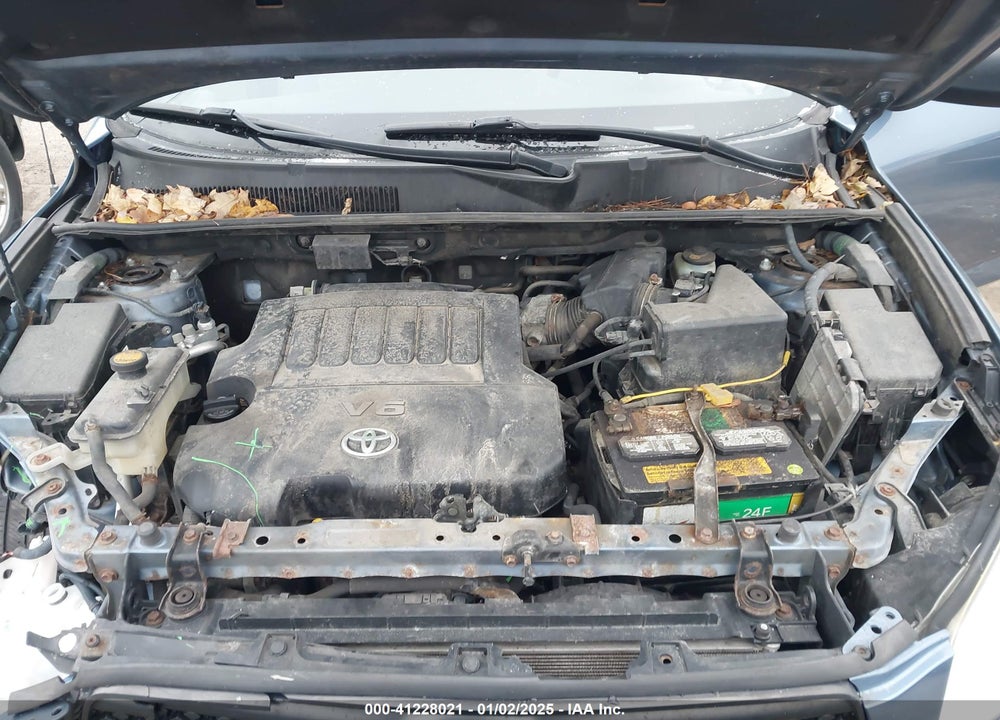 2008 TOYOTA RAV4 BASE V6 VIN: JTMBK33V785044409
