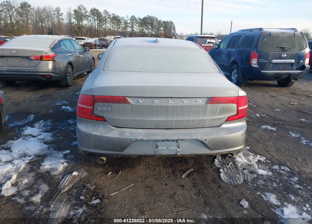 2018 VOLVO S90 VIN: LVY982MK9JP021101