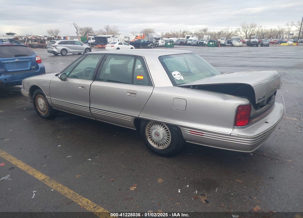 1996 OLDSMOBILE 98 REGENCY ELITE VIN: 1G3CX52K4T4306054