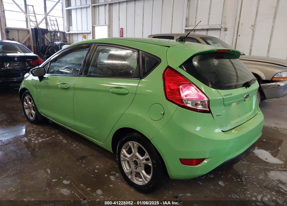 2015 FORD FIESTA VIN: 3FADP4EJ3FM212375