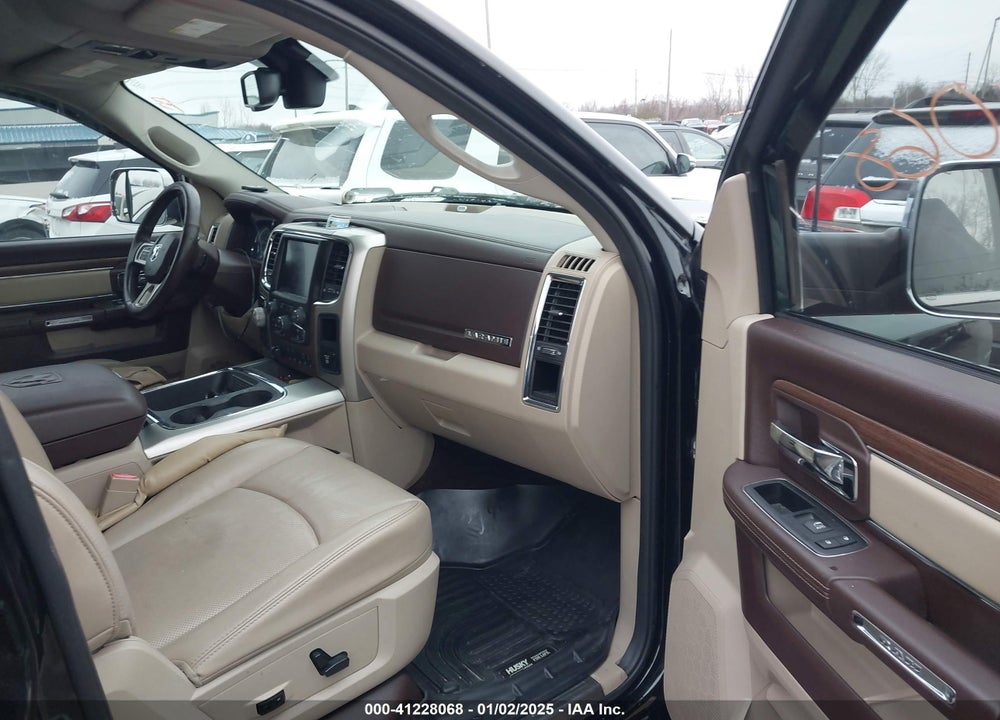 2016 RAM 1500 LAIE VIN: 1C6RR7NT2GS192200
