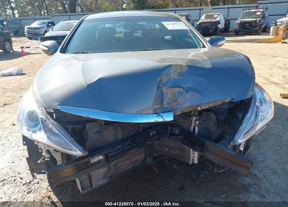 2014 HYUNDAI SONATA VIN: 5NPEB4AC0EH823473