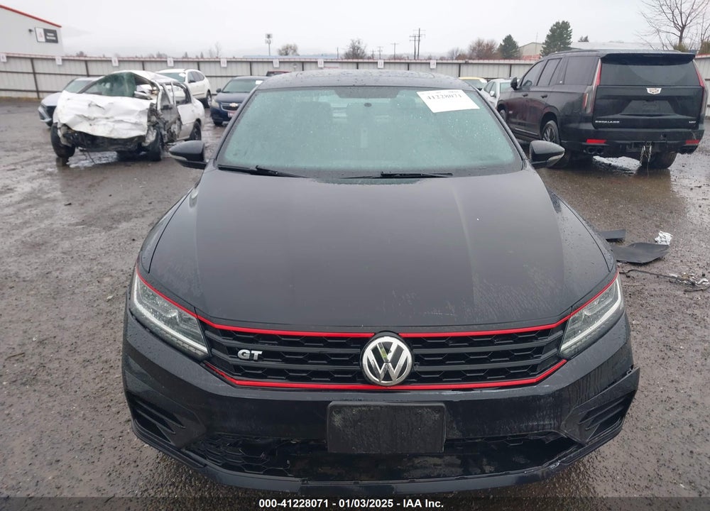 2018 VOLKSWAGEN PASSAT VIN: 1VWJM7A36JC032345