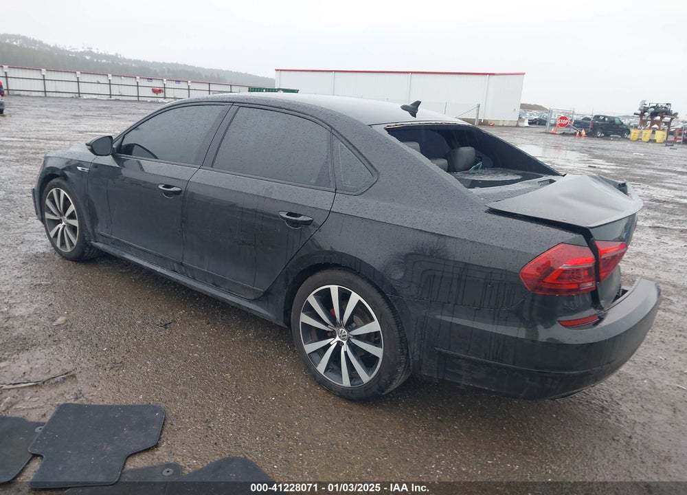 2018 VOLKSWAGEN PASSAT VIN: 1VWJM7A36JC032345