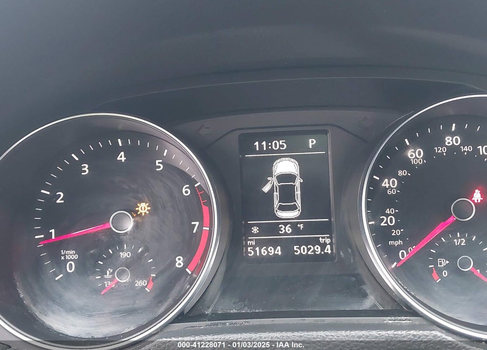 2018 VOLKSWAGEN PASSAT VIN: 1VWJM7A36JC032345