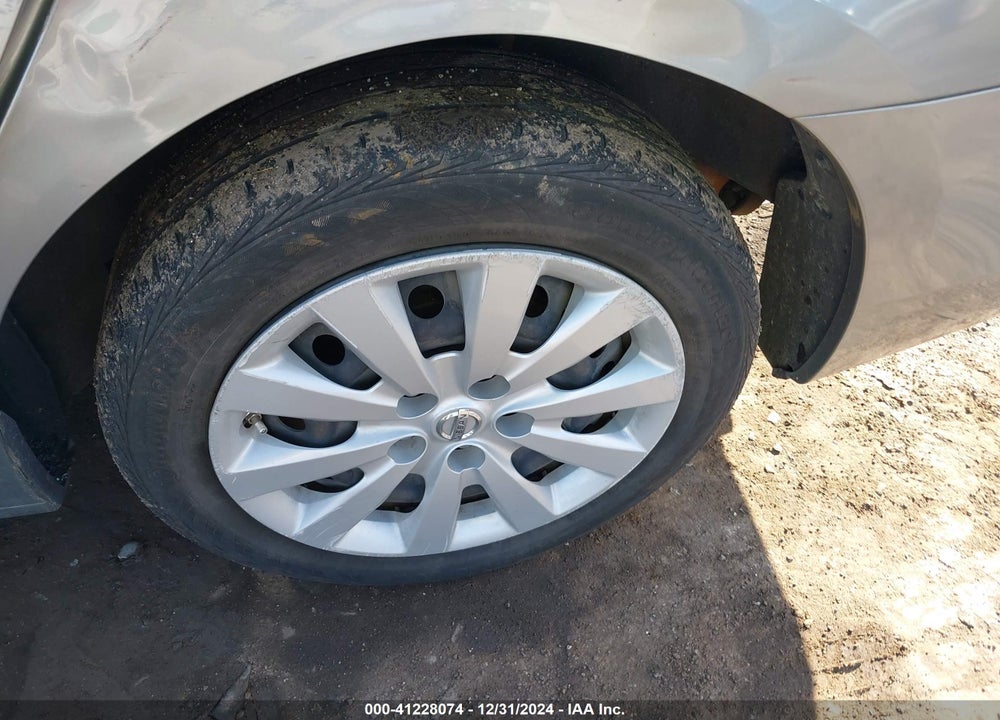 2014 NISSAN SENTRA SV VIN: 3N1AB7AP4EY321204
