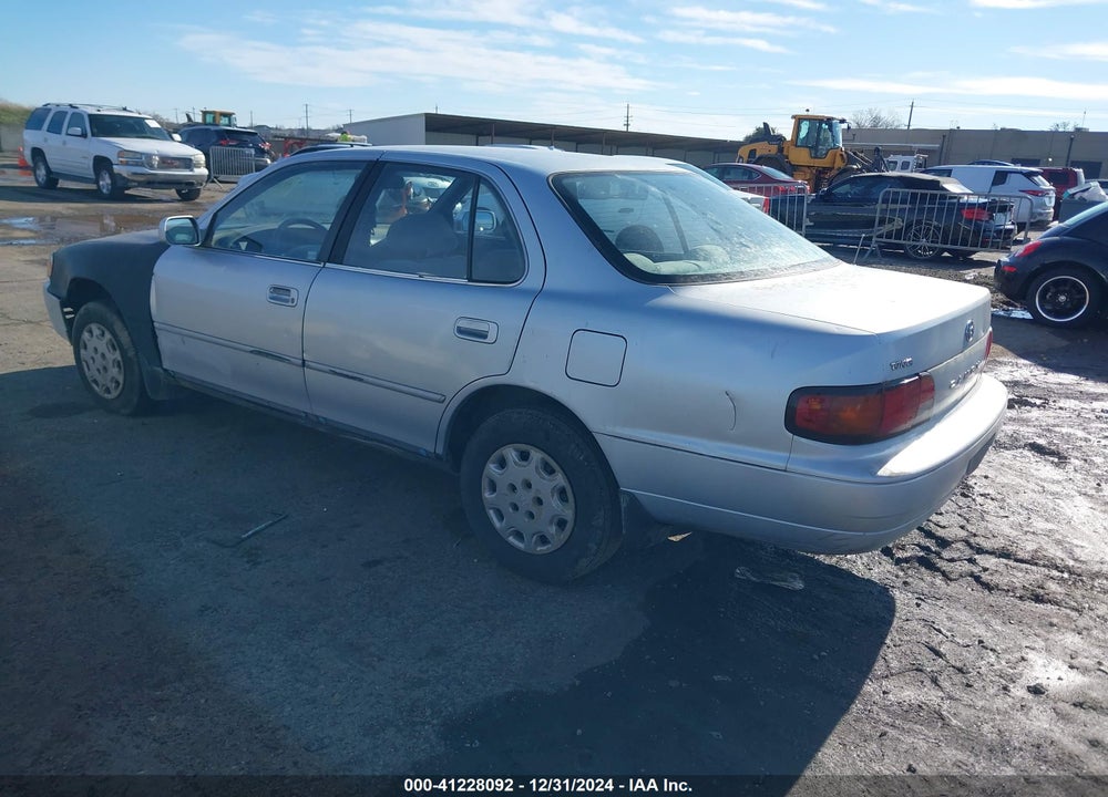 1996 TOYOTA CAMRY DX/LE/XLE VIN: JT2BG12K0T0344658