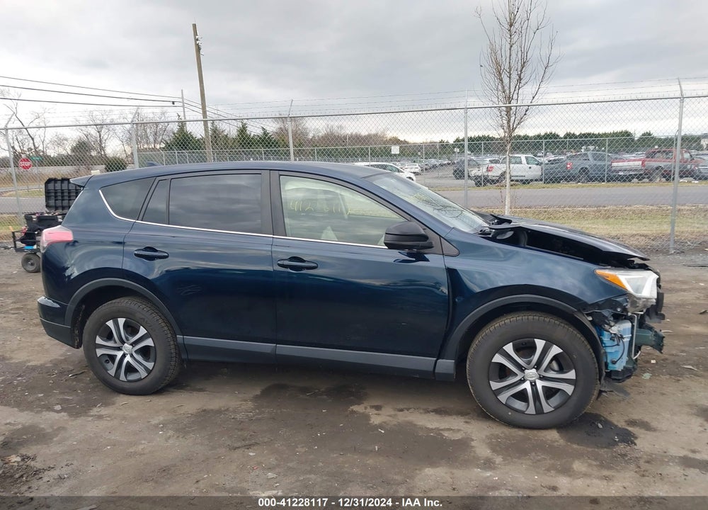 2018 TOYOTA RAV4 LE VIN: JTMZFREV1JJ211153