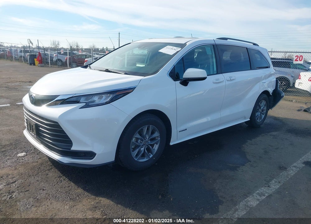 2021 TOYOTA SIENNA VIN: 5TDBRKEC0MS065947