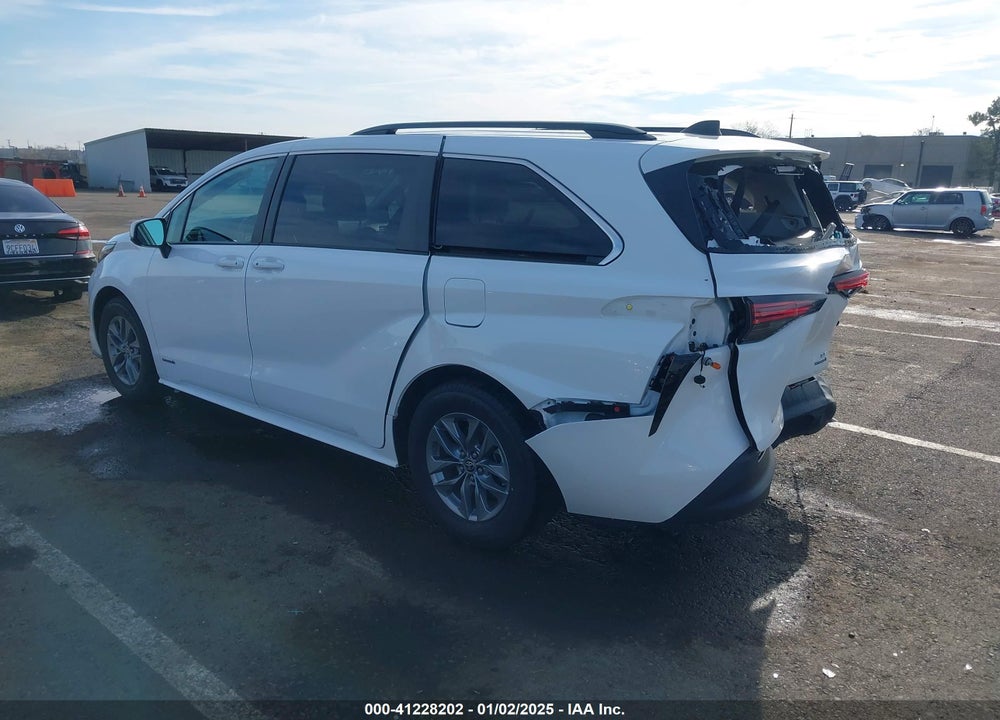 2021 TOYOTA SIENNA VIN: 5TDBRKEC0MS065947