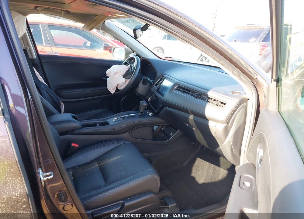 2019 HONDA HR-V VIN: 3CZRU6H94KM710952