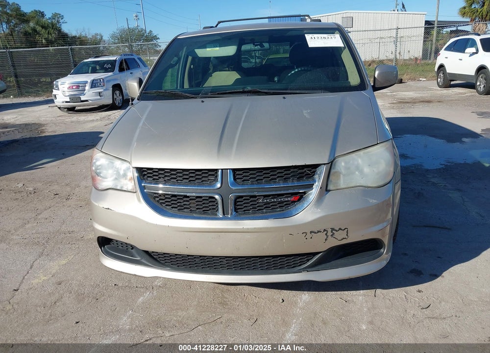 2014 DODGE GRAND CARAVAN SXT VIN: 2C4RDGCG8ER213403