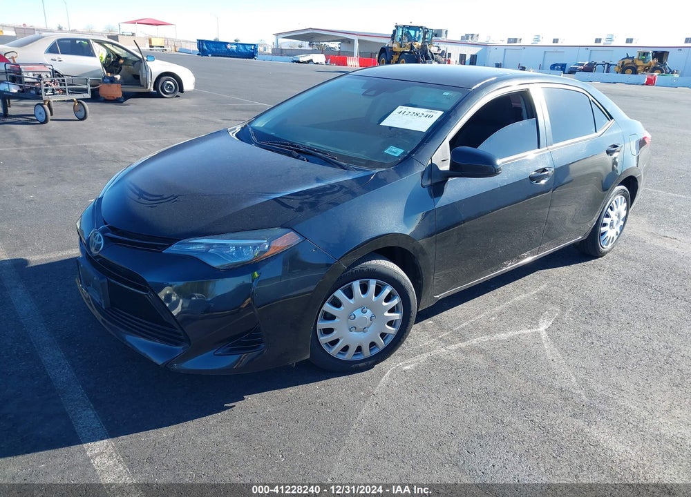 2017 TOYOTA COROLLA LE VIN: 5YFBURHEXHP717931