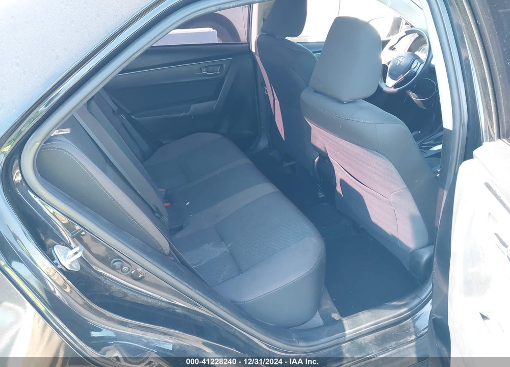 2017 TOYOTA COROLLA LE VIN: 5YFBURHEXHP717931