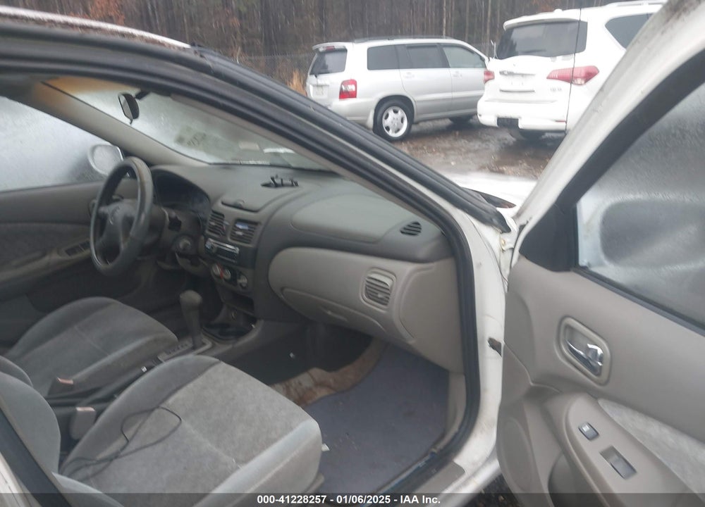 2002 NISSAN SENTRA GXE VIN: 3N1CB51D12L598839
