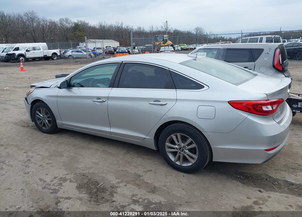 2017 HYUNDAI SONATA VIN: 5NPE24AF3HH515941