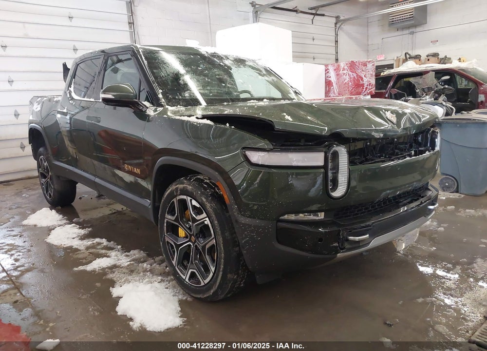2023 RIVIAN R1T ADVENTURE QUAD-MOTOR LARGE PACK VIN: 7FCTGAAAXPN017935