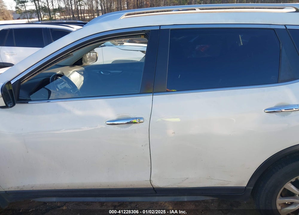 2020 NISSAN ROGUE VIN: JN8AT2MT9LW015582
