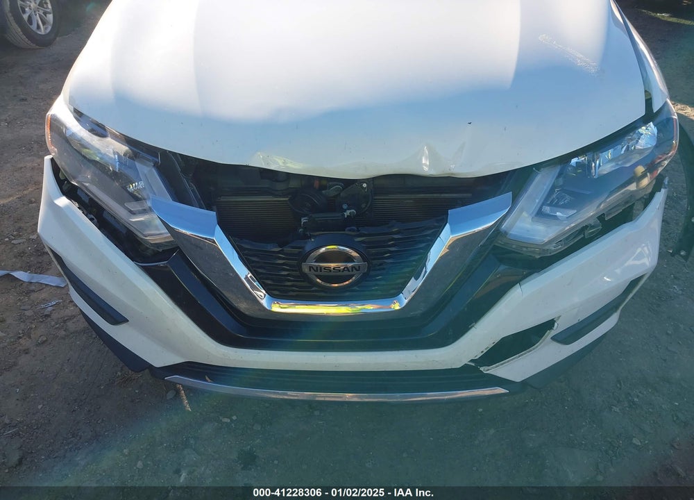 2020 NISSAN ROGUE VIN: JN8AT2MT9LW015582