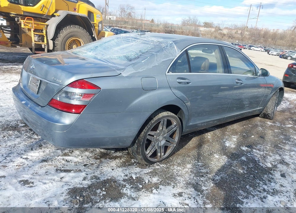 2007 MERCEDES-BENZ S 550 4MATIC VIN: WDDNG86X57A100352