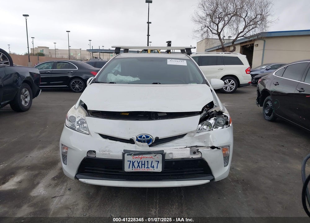 2015 TOYOTA PRIUS TWO VIN: JTDKN3DU2F1949531
