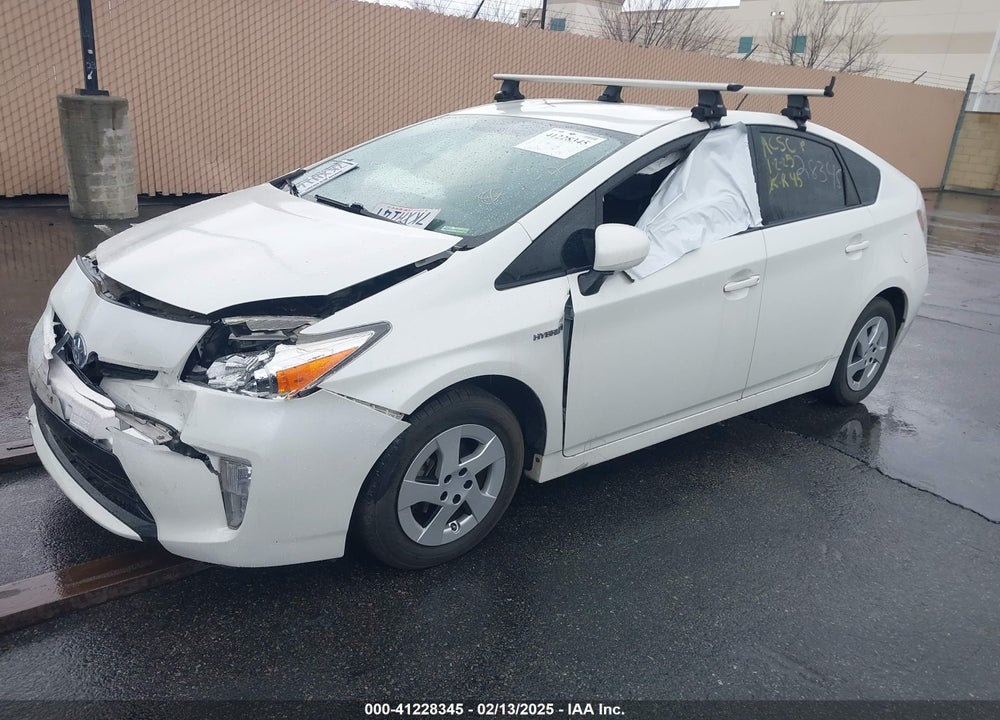 2015 TOYOTA PRIUS TWO VIN: JTDKN3DU2F1949531