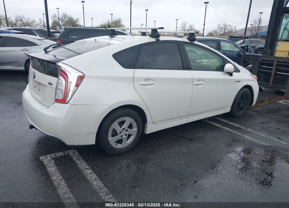 2015 TOYOTA PRIUS TWO VIN: JTDKN3DU2F1949531