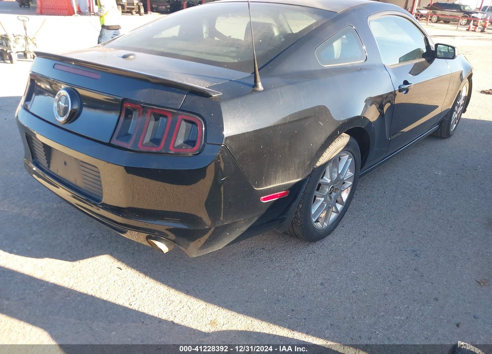 2014 FORD MUSTANG V6 PREMIUM VIN: 1ZVBP8AMXE5303458