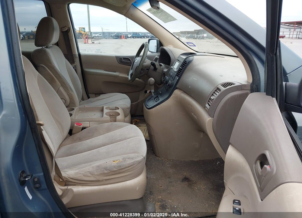 2009 KIA SEDONA LX VIN: KNDMB233396304737