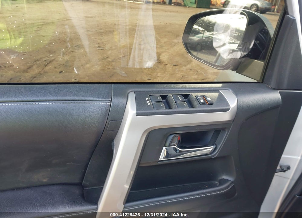2019 TOYOTA 4RUNNER SR5 VIN: JTEZU5JR5K5196573