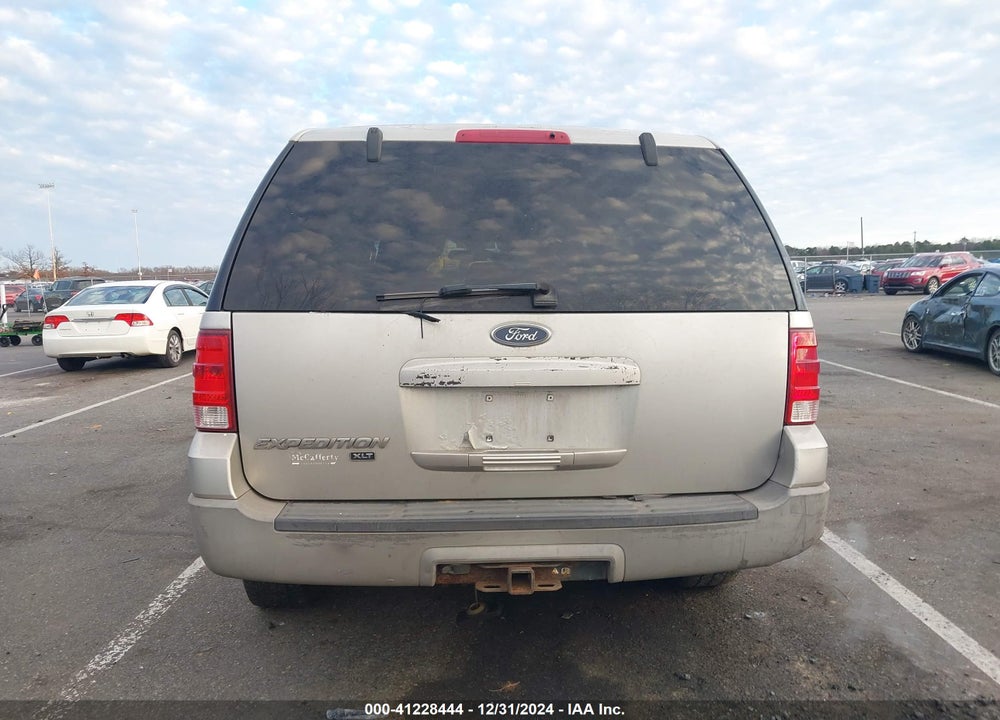 2003 FORD EXPEDITION XLT VIN: 1FMFU16L63LC56132