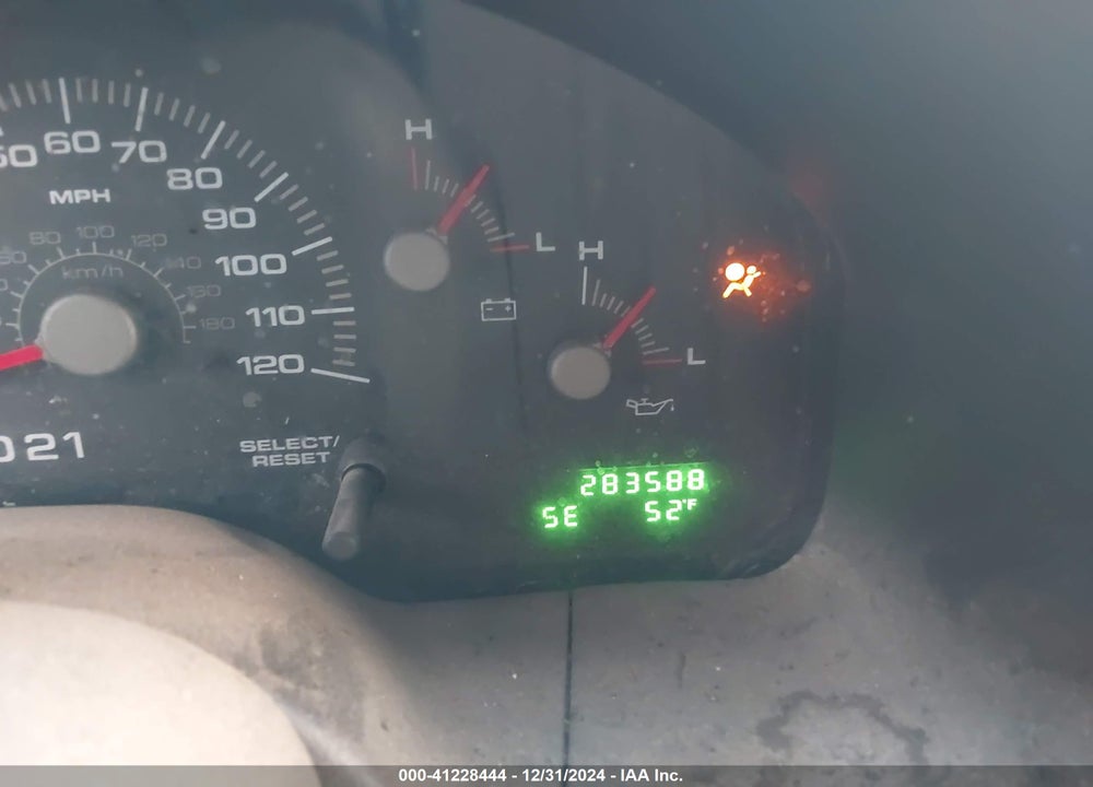 2003 FORD EXPEDITION XLT VIN: 1FMFU16L63LC56132