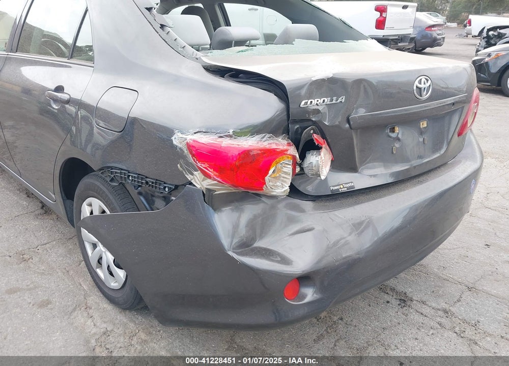 2009 TOYOTA COROLLA VIN: JTDBL40E299047137