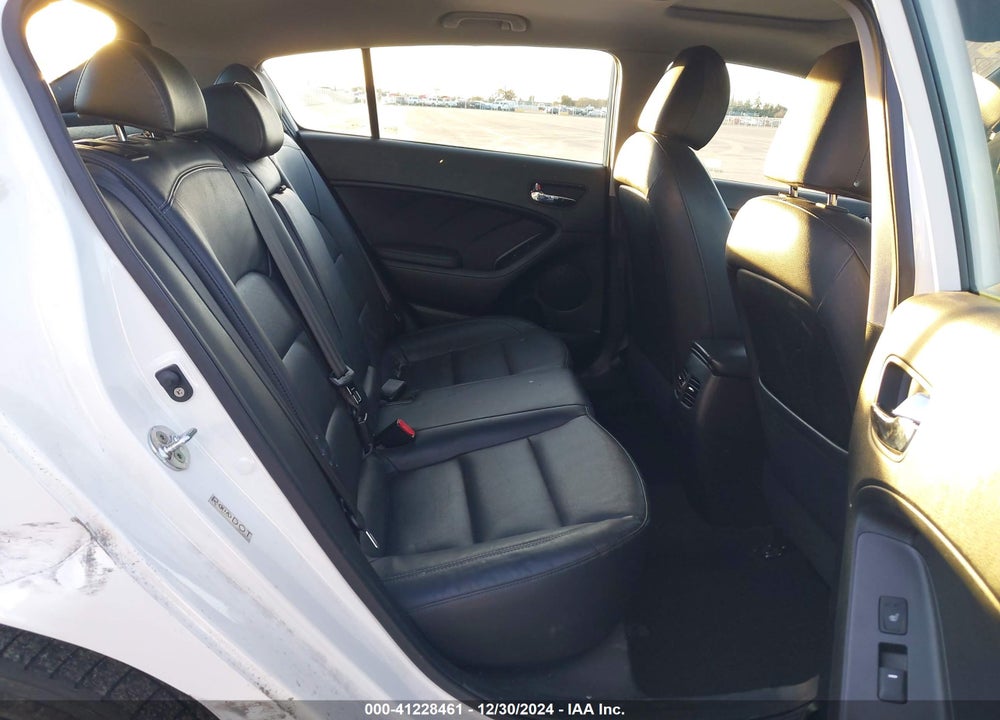 2016 KIA FORTE VIN: KNAFX5A81G5633558
