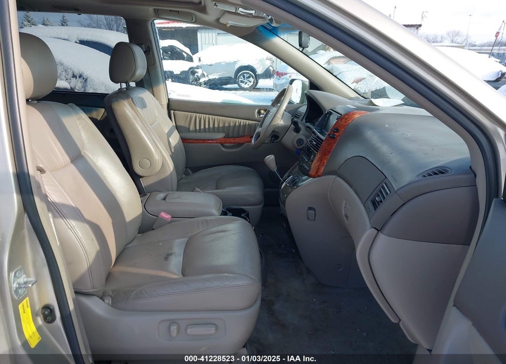 2008 TOYOTA SIENNA XLE VIN: 5TDZK22C98S142554