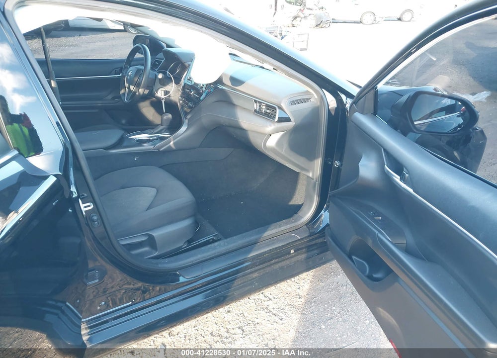 2024 TOYOTA CAMRY LE VIN: 4T1C11AK8RU870810