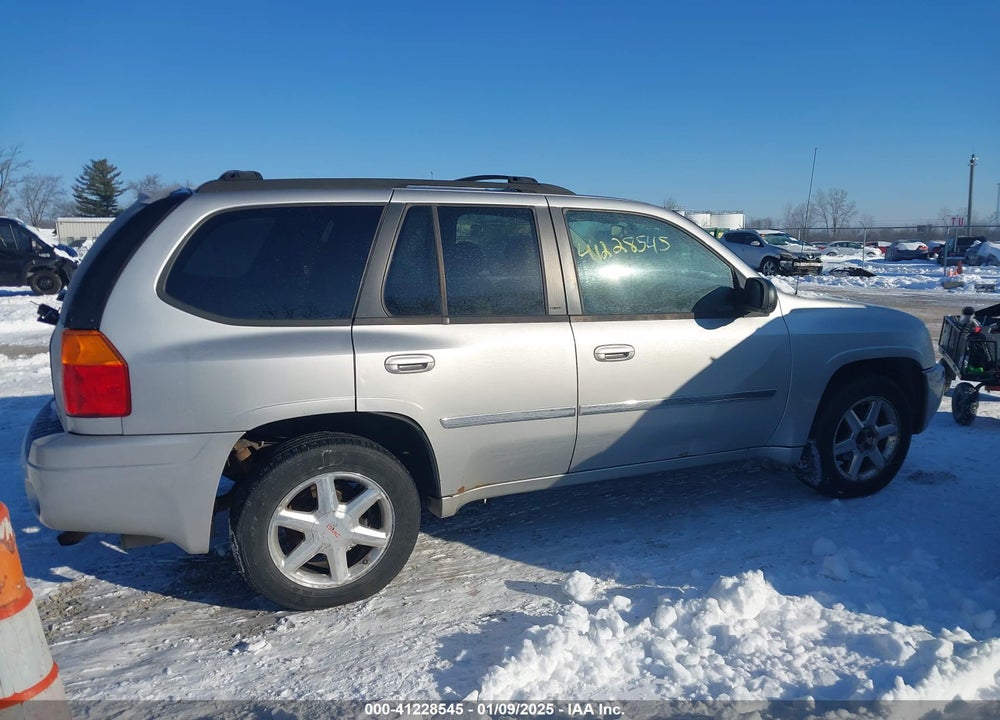 2008 GMC ENVOY SLT VIN: 1GKDT13S882233351