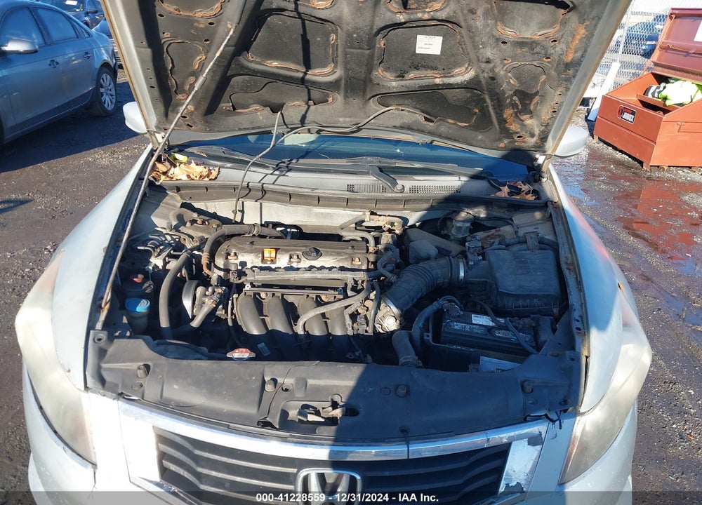 2008 HONDA ACCORD 2.4 LX VIN: 1HGCP263X8A113760