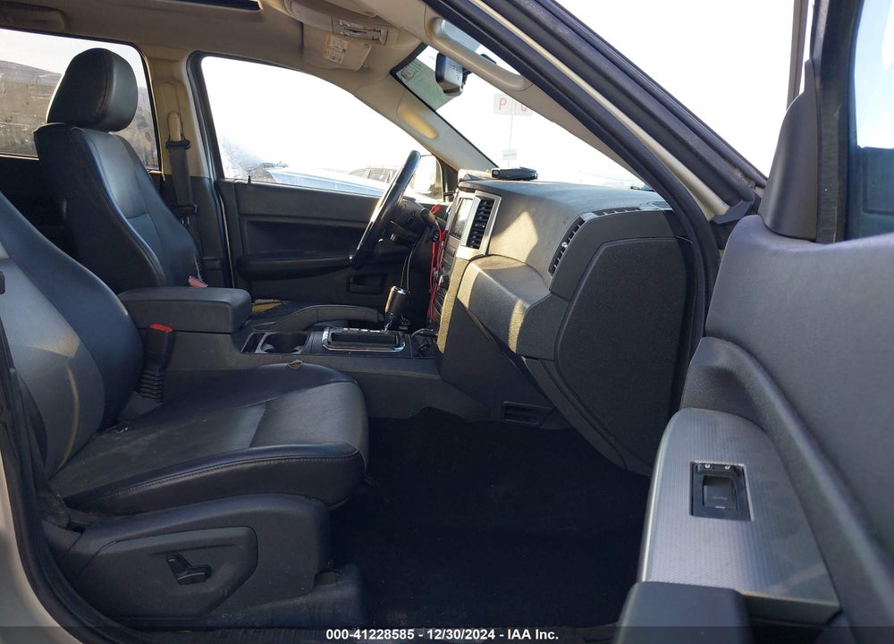 2008 JEEP GRAND CHEROKEE LAREDO VIN: 1J8GR48K38C236470