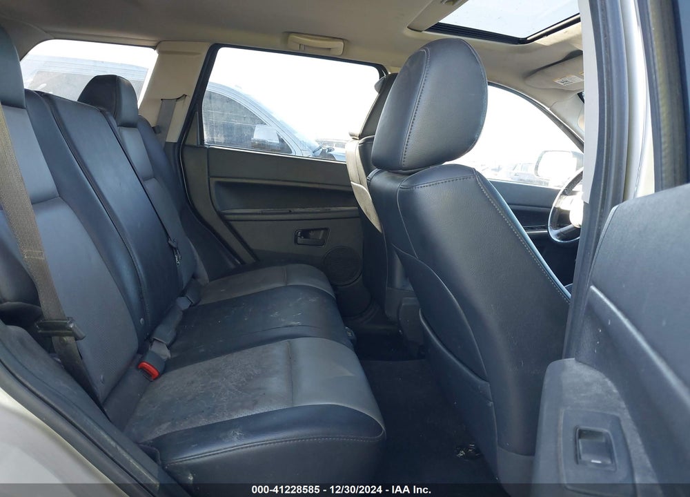 2008 JEEP GRAND CHEROKEE LAREDO VIN: 1J8GR48K38C236470