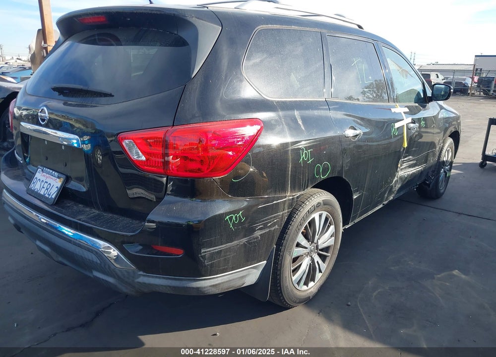2017 NISSAN PATHFINDER S VIN: 5N1DR2MN5HC698216
