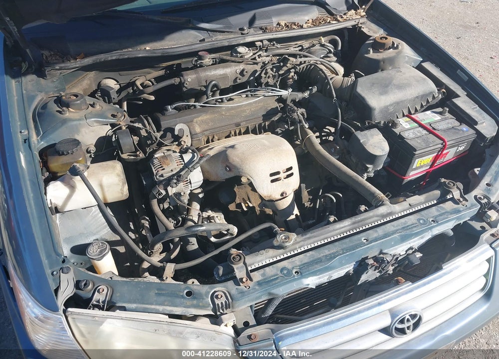 2000 TOYOTA CAMRY LE VIN: JT2BG22K7Y0497857