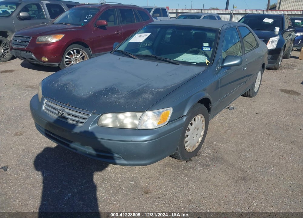 2000 TOYOTA CAMRY LE VIN: JT2BG22K7Y0497857